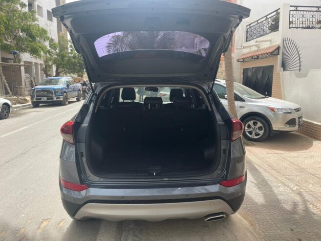HYUNDAI TUSCON