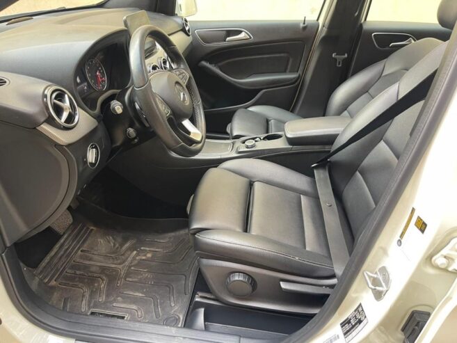 MERCEDES B250 4MATIC