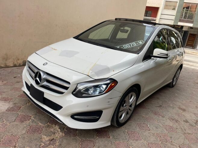 MERCEDES B250 4MATIC