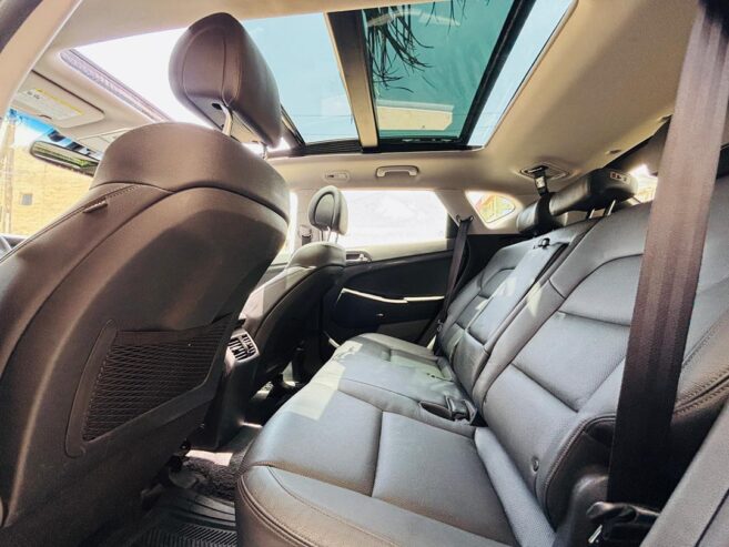 HYUNDAI TUSCON