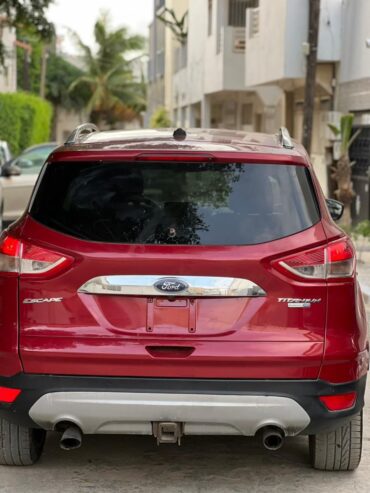 FORD ESCAPE TITANIUM