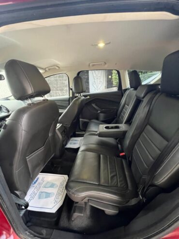 FORD ESCAPE TITANIUM