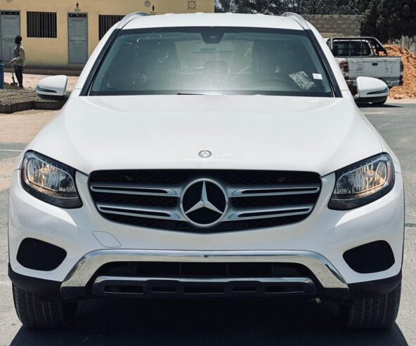 Mercedes Benz GL300
