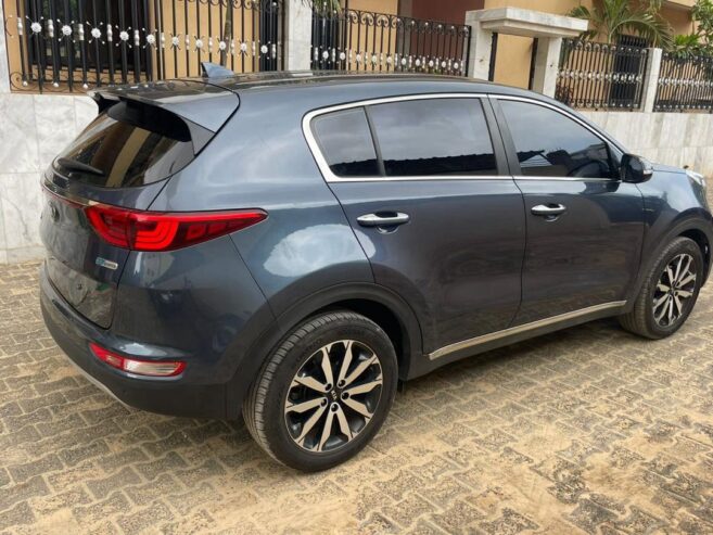 KIA SPORTAGE