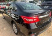 Nissan Elantra